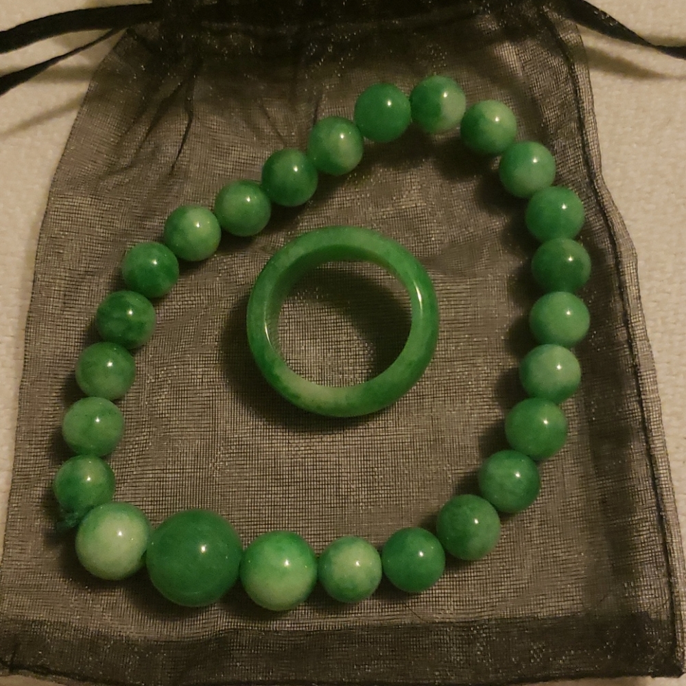 Apple💚 Jade Set, Bracelet 8.5" Band Size 8